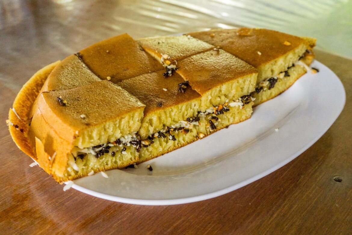 kuliner indonesia martabak manis